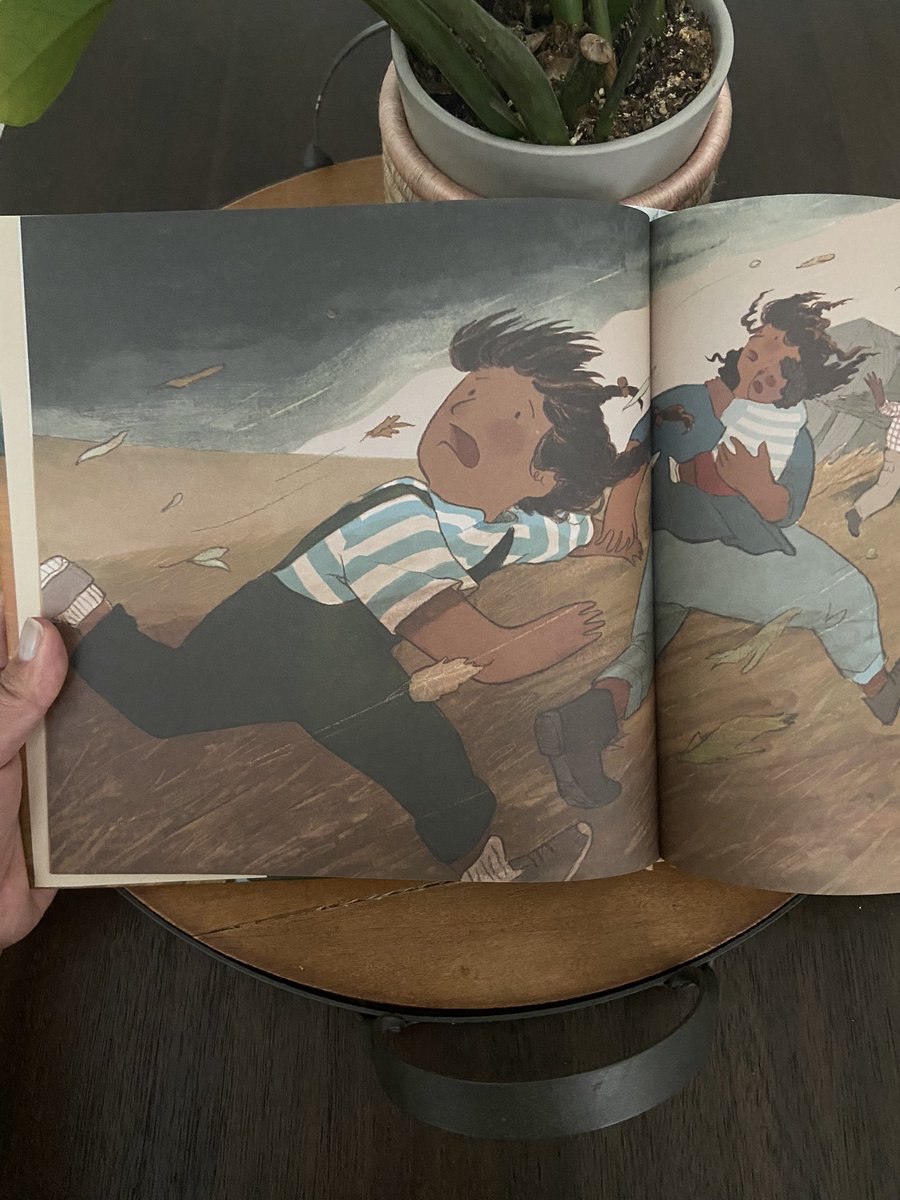 ffarokhi's tweet image. In Kansas 🌻we are no stranger to storms. When the Wind Came conveys that in a crisis, everyone can make a difference &amp;amp; counting what you DO have over what is lost is what matters the most. 

Thanks to @KidsCanPress for sharing a copy with #bookexcursion ! 

#PictureBooks