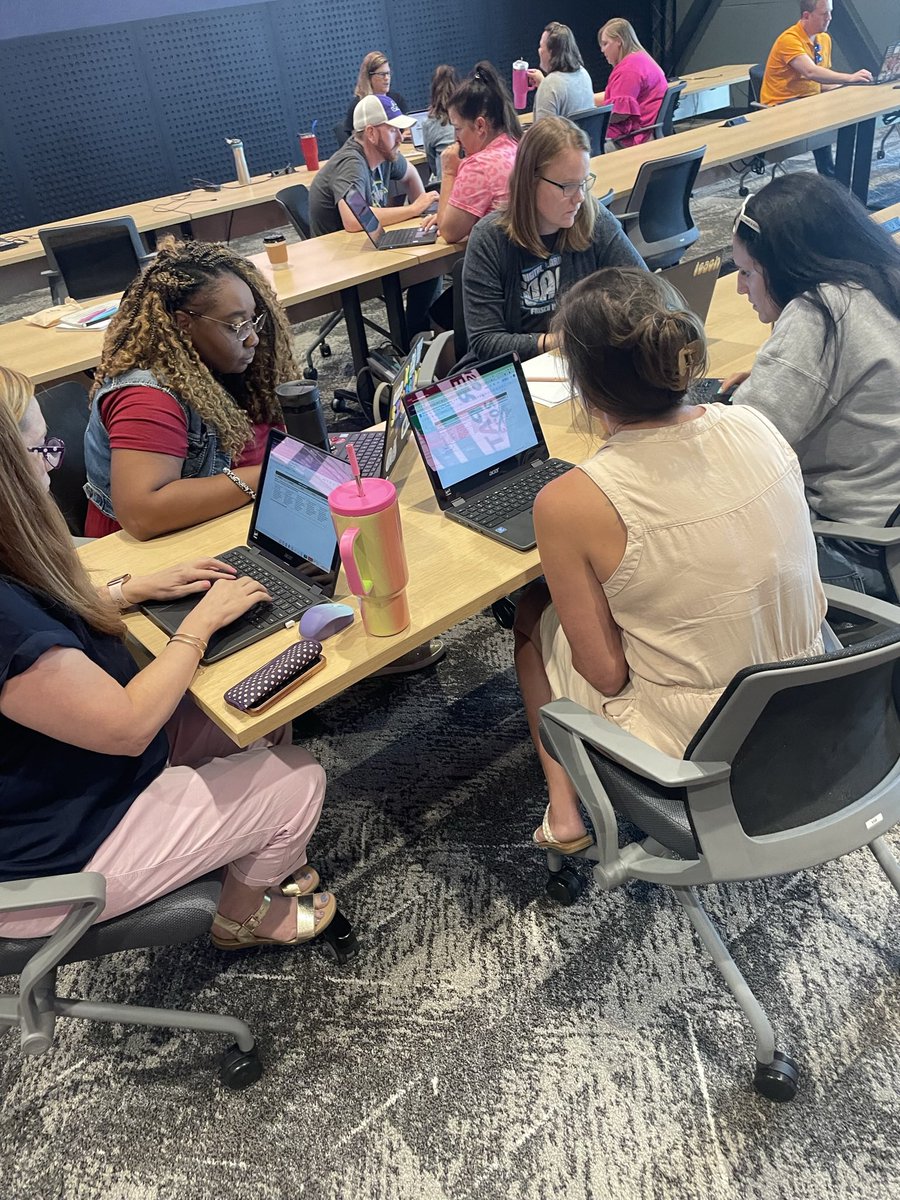 Kirsten Hood tweet media