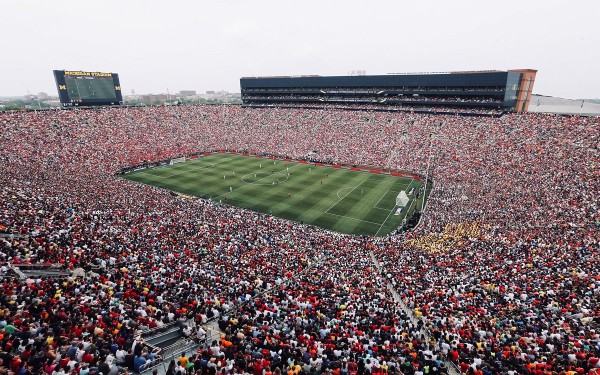 👤 109,318 fans 
🔝 United vs Real Madrid
🏟️ Michigan Stadium

Throwback to when United and Real Madrid played in front of a record US soccer crowd in 2014 📸

#MUFC