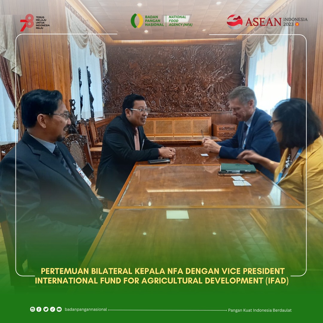 Di sela menghadiri pertemuan UNFSS +2 Stocktaking Moment di Roma Italia (24-26/07/2023), Kepala NFA Arief Prasetyo Adi melakukan pertemuan bilateral dengan Vice President IFAD Donal Brown dan Regional Director of Asia and The Pacific IFAD Reehana Raza. badanpangan.go.id/blog/post/pert…