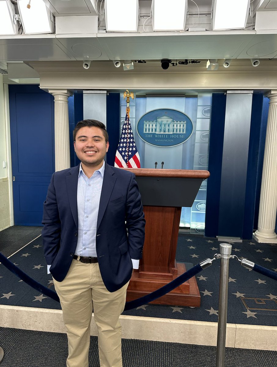 georgetownsfs's tweet photo. Julio Salmeron-Perla (BSFS’ 22 &amp; MSFS’ 24), a proud Salvadoran-American, is a second-year student in the Master of Science in Foreign Service (MSFS) program, focusing on Global Politics, Security, and Conflict Management. #SummerSFS https://t.co/yrf8iXt43V