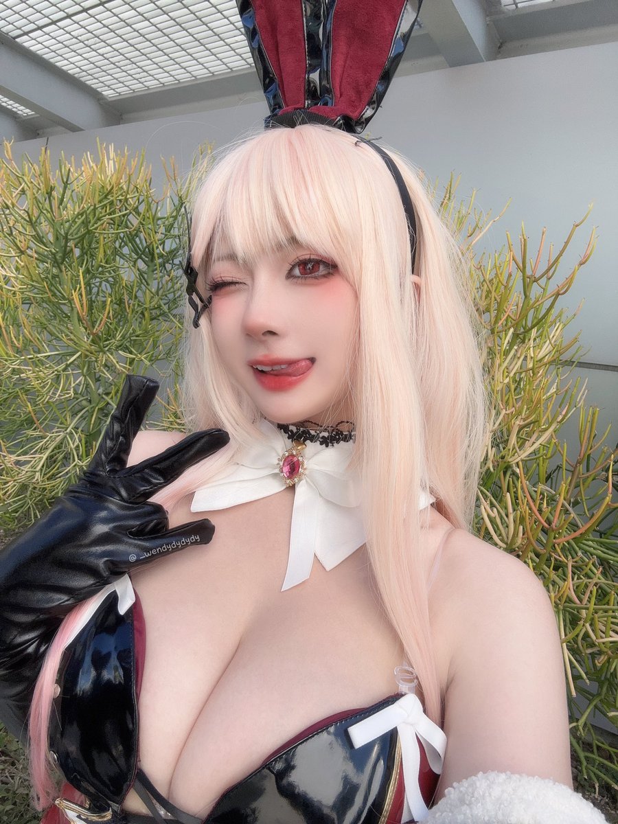 ✌🏻😛🐰
.
#MyDressUpDarling #その着せ替え人形は恋をする https://t.co/UcidQP9lvT