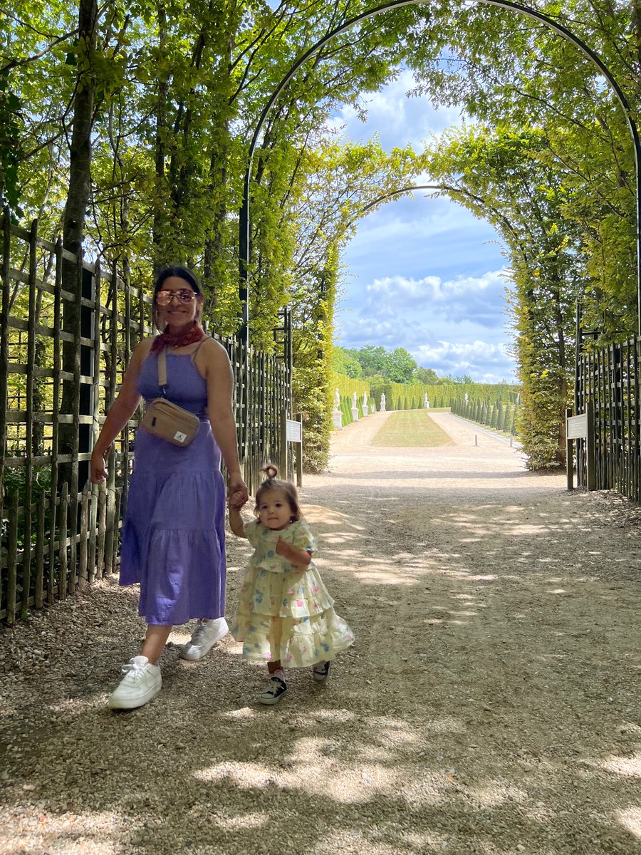 CoachScottThom's tweet photo. Paris Summer ‘23
Grateful to work with such special dudes 🙏🏼❤️🏀💪🏼💥We explored more parks than museums 🤷🏼‍♂️ ate tons of treats, and smiled proudly as our kiddos said; “Bon jour, merci, excuse-moi” to strangers, as we explored this beautiful city. Moments to remember forever ❤️🙏🏼 https://t.co/uYNHKUEW2x