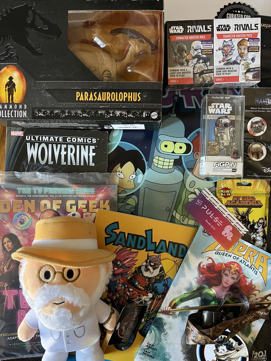 Although this year’s #ComicCon has closed its doors, we continue to celebrate that #SDCC spirit! In that vein, we have our next swag bag giveaway! Just RT & be a follower to enter! We’ll announce the winner on Monday!