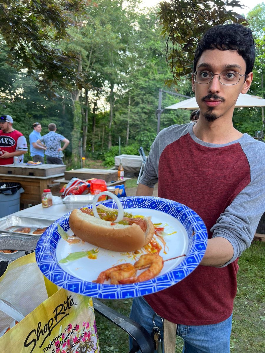 we are playing in hartford tonight and would love to see ya there — it’s gonna be our last CT show for a lil while so it’ll be a special/one with some good bands 😎