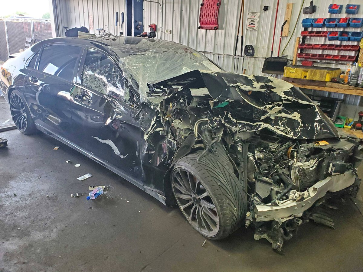 WolfAutoParts's tweet photo. What a luxurious ride! Hopefully its parts will help many other Maybach and W222 owners keep their cars in top shape. 

https://t.co/92gUIBDBkN

#Mercedes https://t.co/T23yBiU9kz