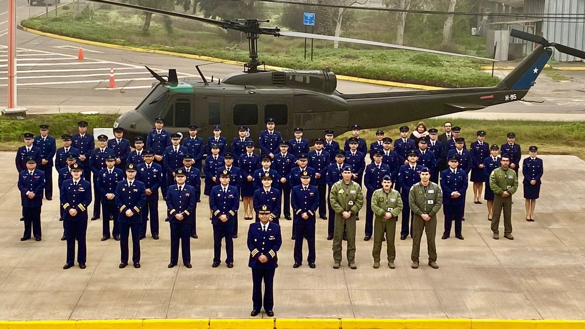 Fuerza Aérea de Chile tweet media