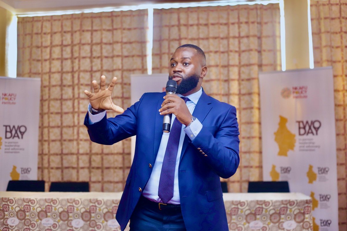 ForetiaFound's tweet photo. African #thinktanks should take advantage of the internet age to easily share ideas and find a platform or community to support them.
#CEMACThinkTanks
#thinktankleadership
#LeadershipandAdvocacy https://t.co/ZaYP3Hz4iD