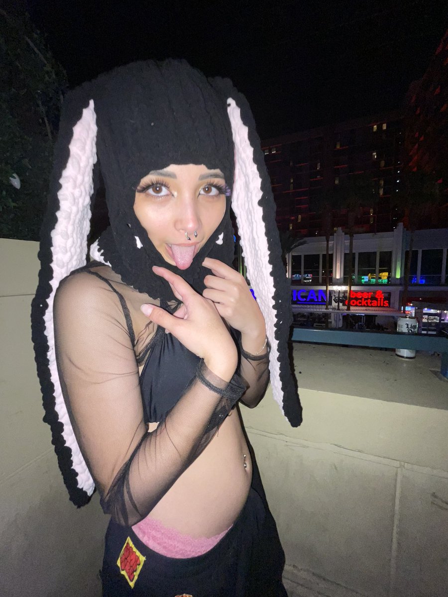 missmoon808's tweet photo. Unseen by insta https://t.co/Ge56n6s1kv