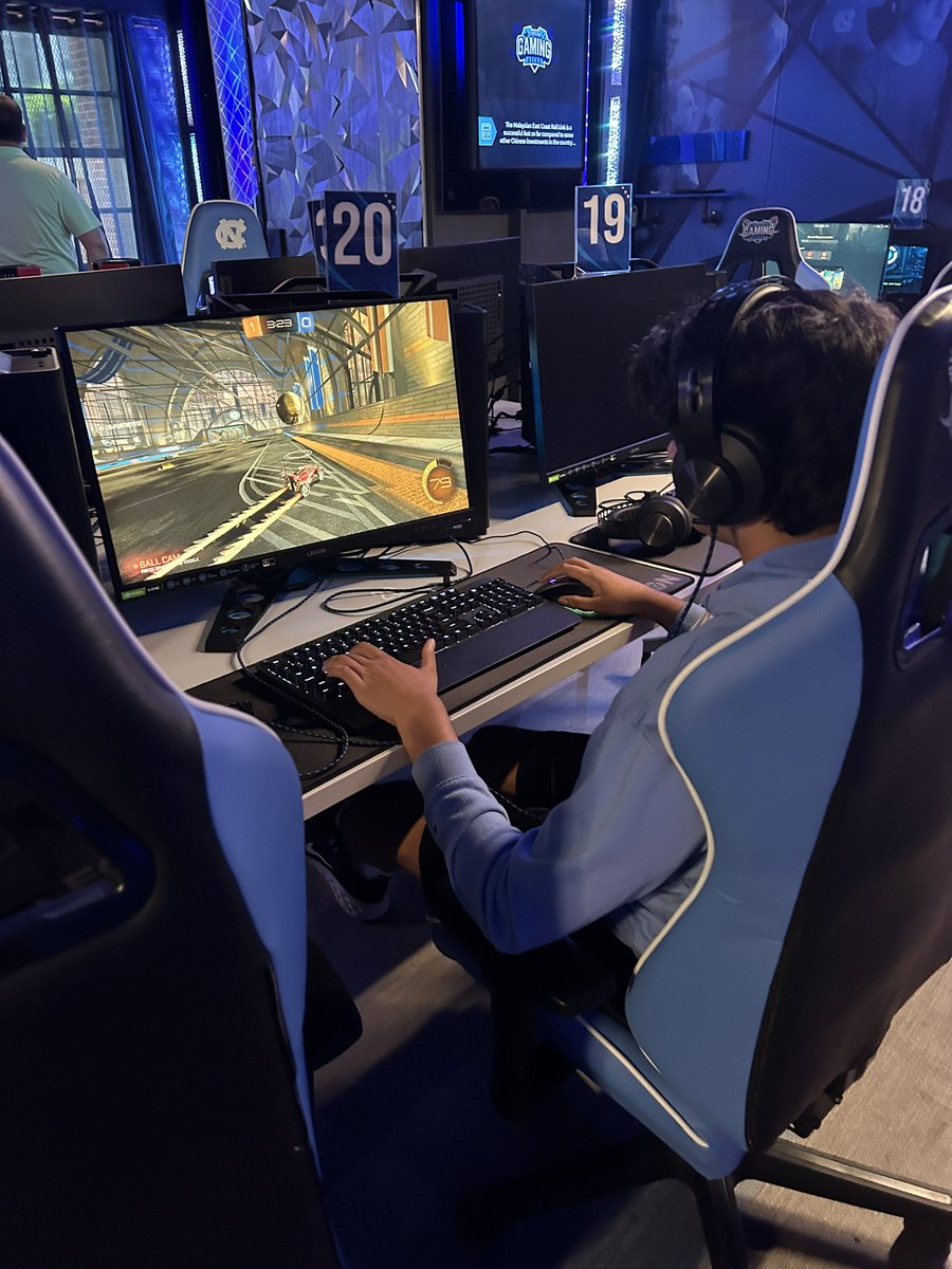 CTE_Chatham's tweet image. Our IT Tech Team Interns went on a field trip to UNC Chapel Hill’s Gaming Center today. Students learned about careers within the gaming industry and about the opportunities with E Sports. Students loved having some time to “explore” the amazing gaming lab! @ChathamCoSch @NCBCE