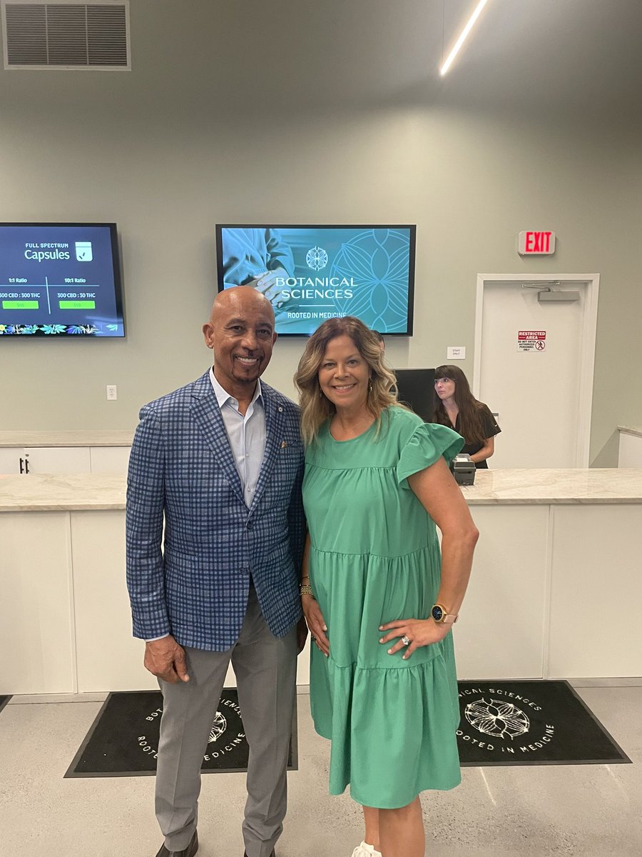 PollenPayments's tweet photo. Jennifer Conforti and Montel Williams  share their stories of how #medicinalmarijuana changed their lives at the Botanical Sciences grand opening. #CannabisCommunity #cannabisindustry #georgia #CannabisNormal #MontelWilliams #JenniferConforti #BotanicalSciences https://t.co/n5pqgqPJJK
