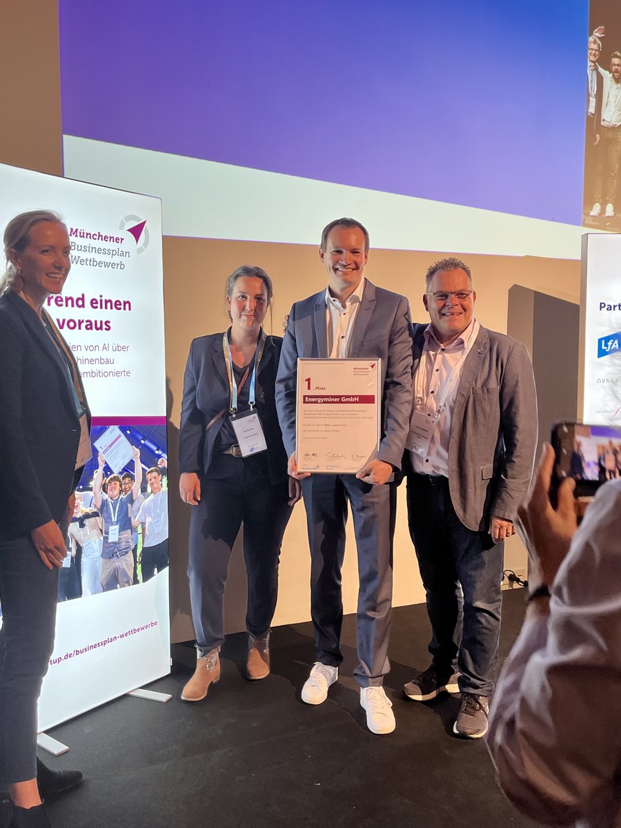 Die Gewinner des Münchener Businessplan Wettbewerbs 2023 stehen fest: Energyminer, Sedivention und baind überzeugten mit ihren innovativen Ansätzen. Mehr auf baystartup.de/startupdate/we… #Energie #Medizintechnik #KI #Nachhaltigkeit