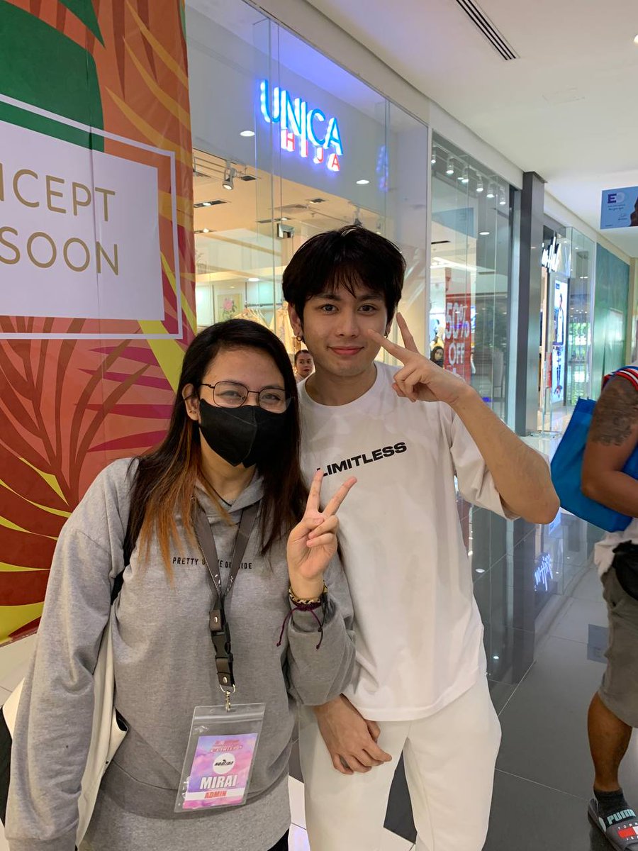 Mirai__Cean's tweet photo. Happy Birthday @eclipse_gab!!! Your smile will always be one of my favorites. Do what makes your heart happy, okiii? Continue shining, our Gabuu. Love u..Fightingπ
#EclipsePH #Eclipse_Gab
@eclipsemusicph https://t.co/zMqL33DcSl