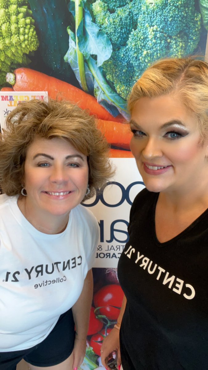 CaniacCaryn's tweet photo. #century21collective Food Bank service #c21internationalweekofgiving #century21 #relentlessagent #serveoneanother https://t.co/bcryQst3mt