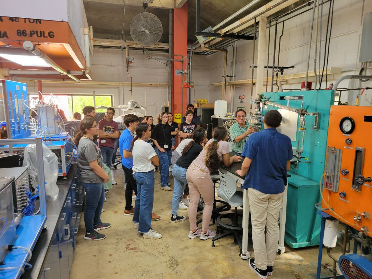 Pharmaceutical Engineering Summer Camp - PESCa 2023: 10-11th grade high school students conducted experiments in C-PEDaL labs, visited a pharmaceutical company, and learned about research efforts at UPRM-ChemEng. Congratulations! <a href="/UPR_Oficial/">UPR</a> <a href="/RullanAgustin/">Agustin Rullan</a> <a href="/uprm/">RUM/UPRM</a>