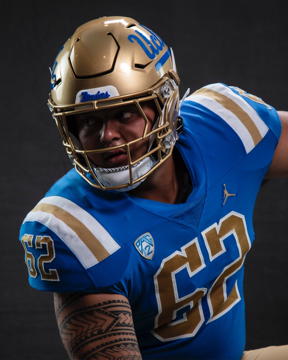 Ready to take charge 💪 #Pac12FB x @UCLAFootball