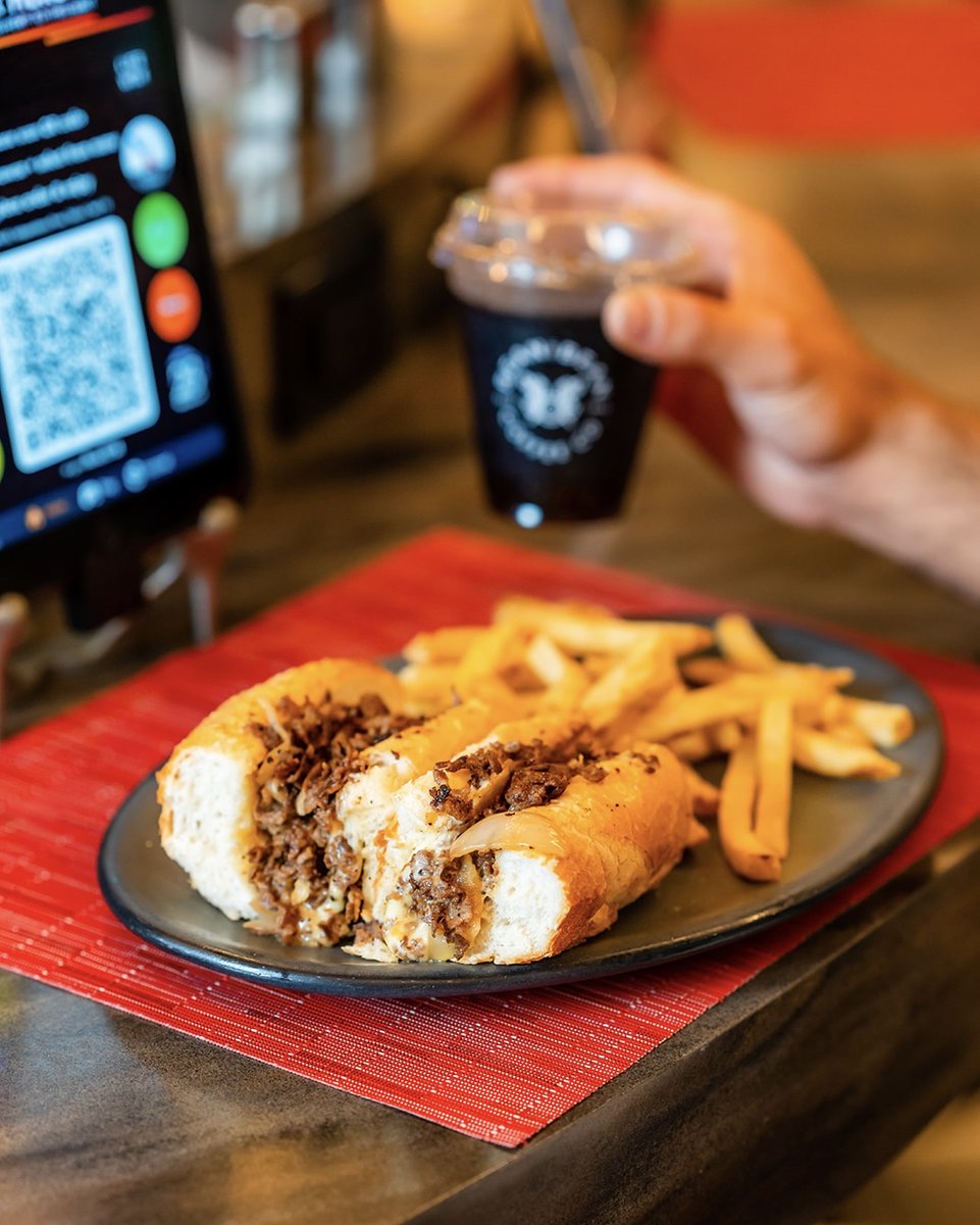 bean2beancoffee's tweet photo. If this doesn't make you want to come down and try our coffee at Independence Prime inside @phl_airport I don't know what will 🤷

@adrianwjmnz
@otgexp

photos by @shotbydanielk https://t.co/GLE7mIeJld