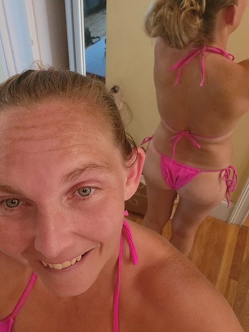 Off to the pool!  Follow the links! https://t.co/mqFpXsjWZ5