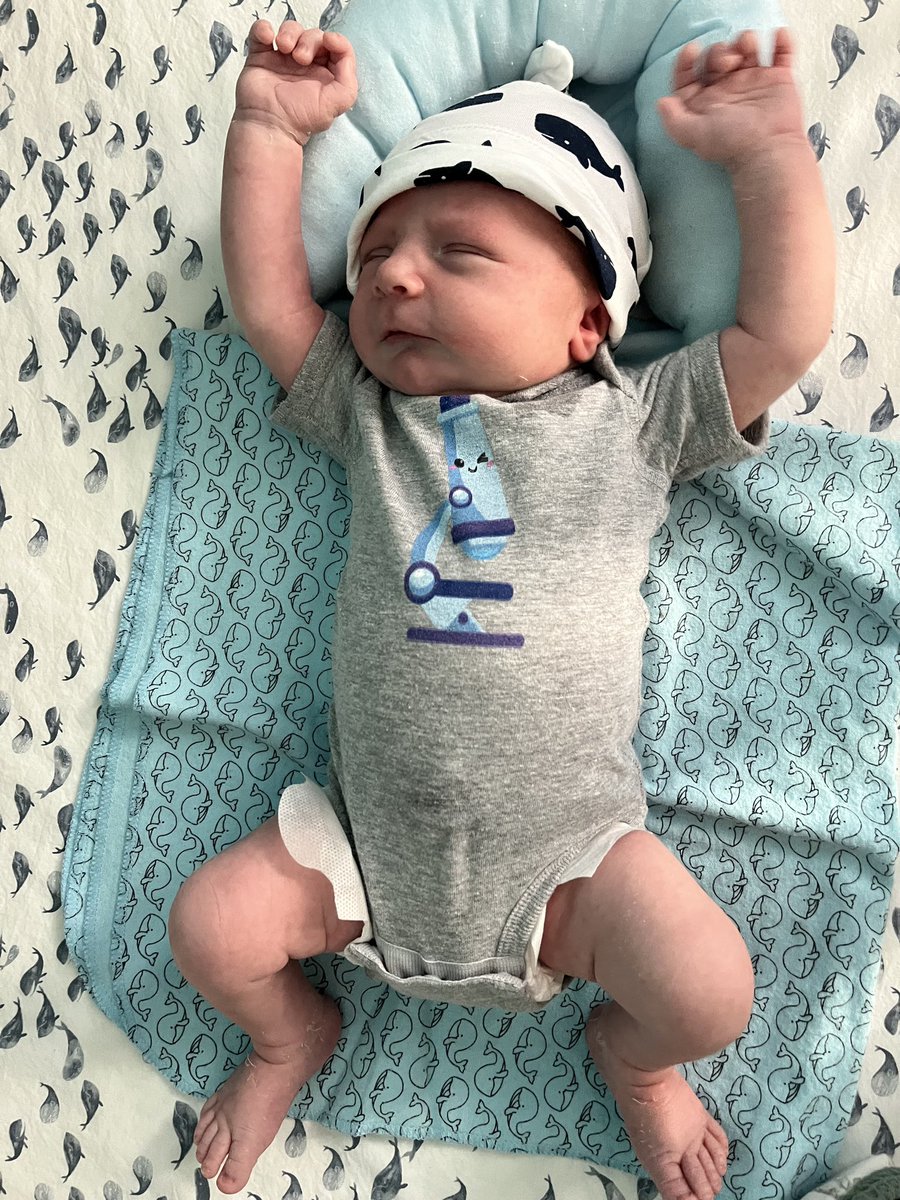DaneMaxfield's tweet photo. For all you microscope nerds out there, I had to share this awesome onesie. Thank you @cavankatenaugh  for this perfect gift. https://t.co/XxChNPeyiY