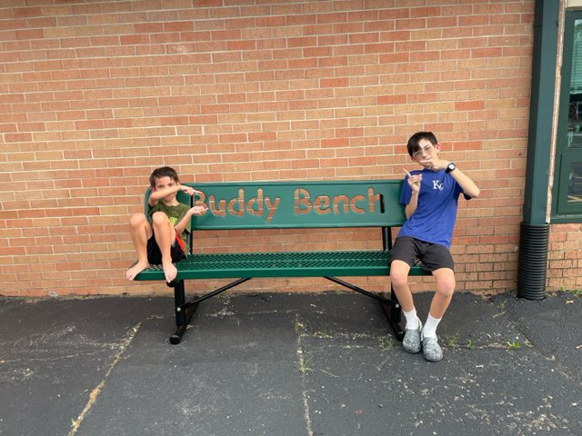 EastAntiochSMSD's tweet photo. We can now officially start the school year. We have our new Buddy Bench on the playground! Thank you @ea_pta @AmandaWetterer and her helpers that put it together! I’m excited to have #pantherpride512 students @theamsd use it! https://t.co/ms1sFS1dvM