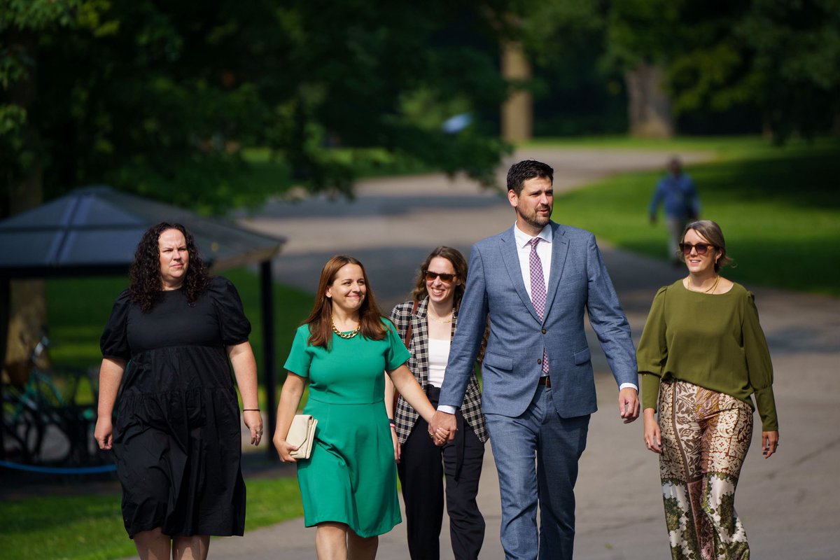 Big news - Today I became Canada’s new Minister of Housing, Infrastructure, and Communities! 

I want to thank everyone who supported me in my time as Minister of Immigration, Refugees, and Citizenship over the past two years.