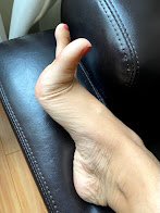 With or without socks?! 🧦 https://t.co/1Er96NsLgj