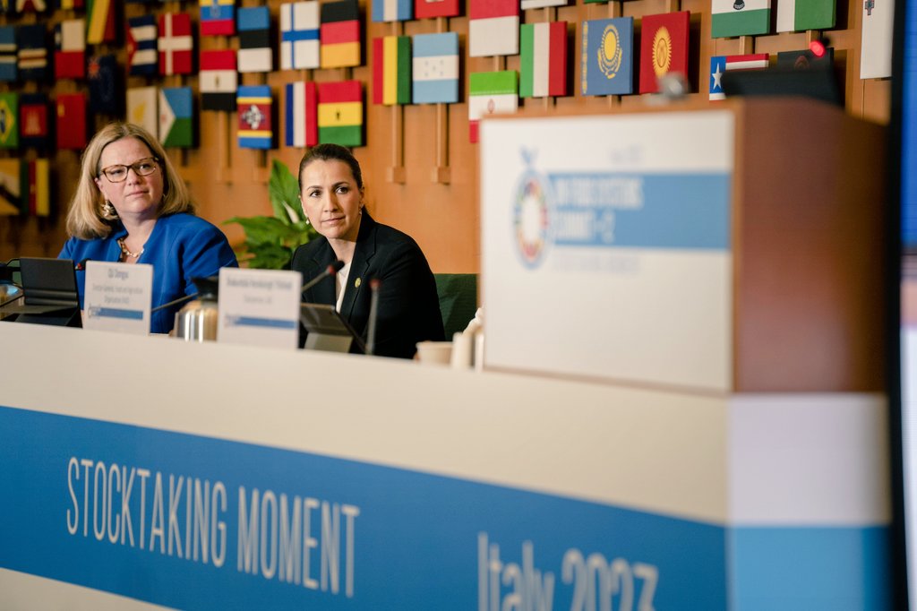 mariammalmheiri's tweet image. خلال مشاركتي الأخيرة في قمة #UNFSS2023 ، انضممت إلى حوار القادة حول العلوم والتكنولوجيا والابتكار، حيث سلطت الضوء على نجاح جهود دولة #الإمارات في تحقيق فوائد متعددة للناس أجمع من خلال تطبيق استراتيجيات أنظمة الأغذية الوطنية والإقليمية والعالمية.

 تحتل الإمارات موقعا متقدما في…