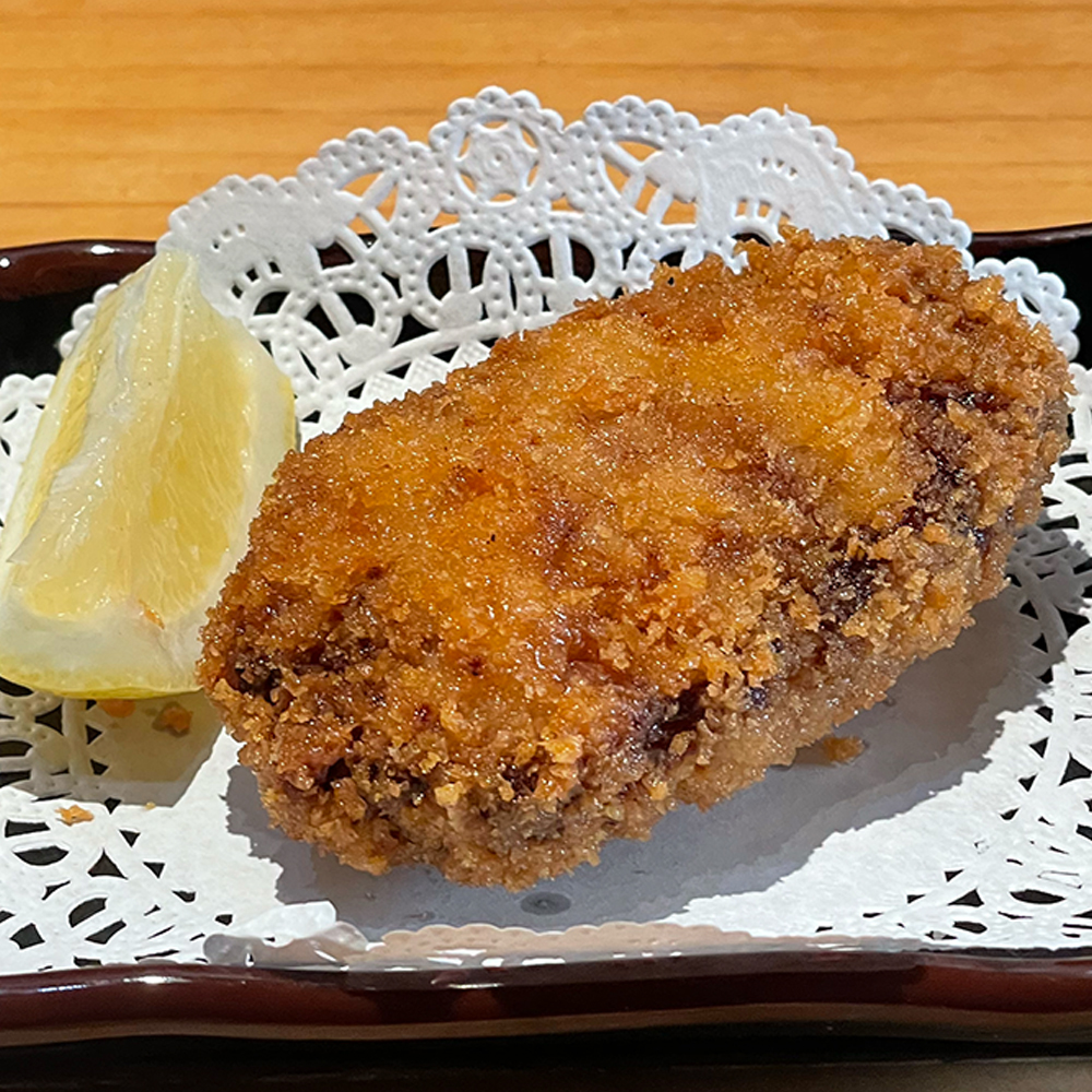 We have decided to sell the menchikatsu that were well-received by our customers in the collaboration project at Daikokuya ANNEX! Kushikatsu will be sold at the same time! #GroundMeatCutlet #mincedmeatcutlet #DaikokuyaAnnex