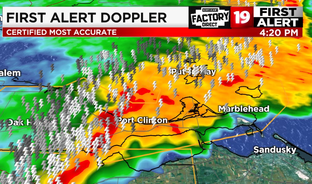LOTS of lightning from Put-In-Bay to Fremont. Hundreds of strikes.