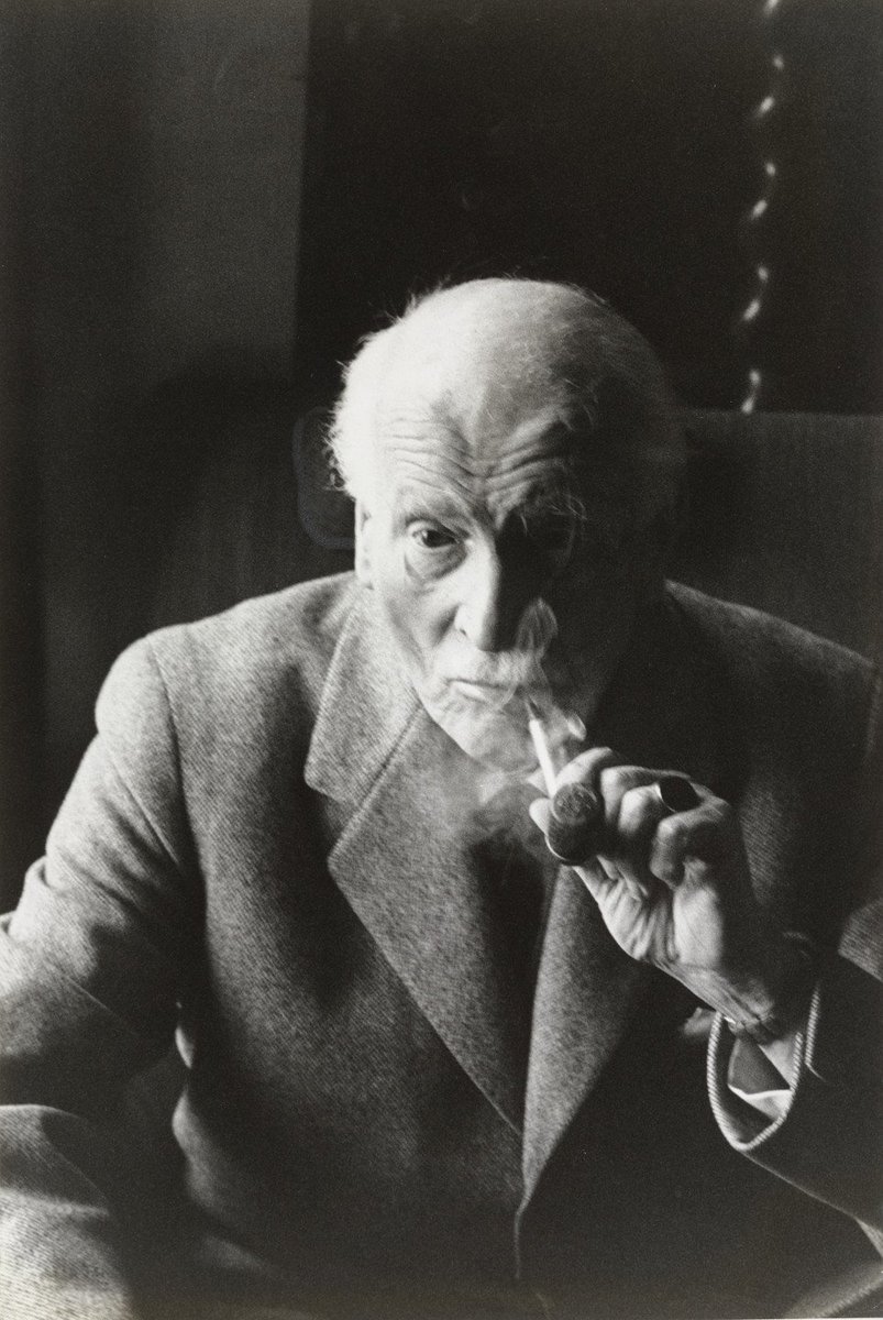 InlibroV's tweet photo. "The shoe that fits one  person pinches another; there is no recipe for living that suits all cases. Each of us carries his own life-form — an indeterminable form which  cannot be superseded by any other."

C.G. Jung
Modern Man in Search of a Soul https://t.co/JqWtjrtPhz