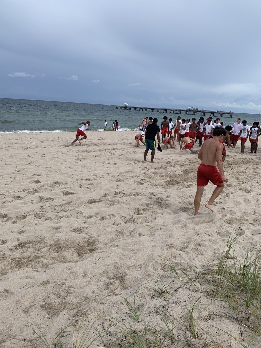 Matt DuBuc tweet media