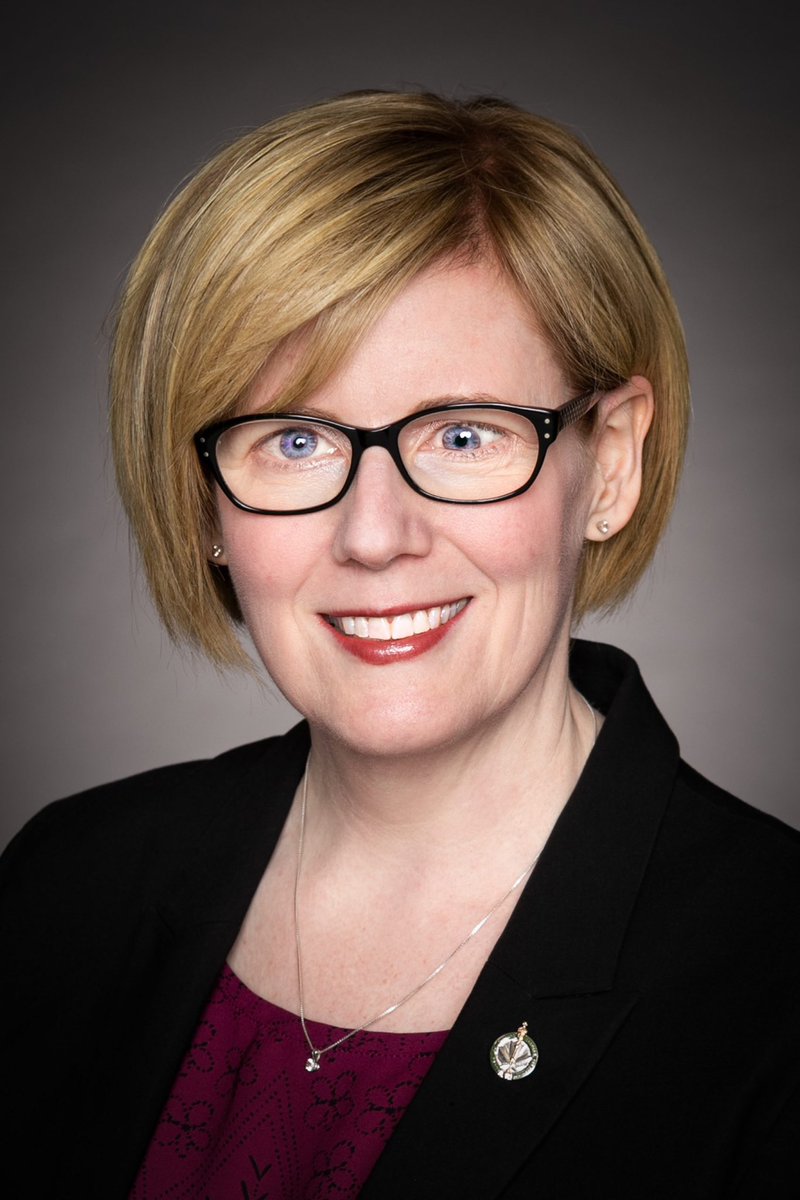 Welcome to our new Minister of Sport and Physical Activity, Carla Qualtrough. pm.gc.ca/en/cabinet/hon…