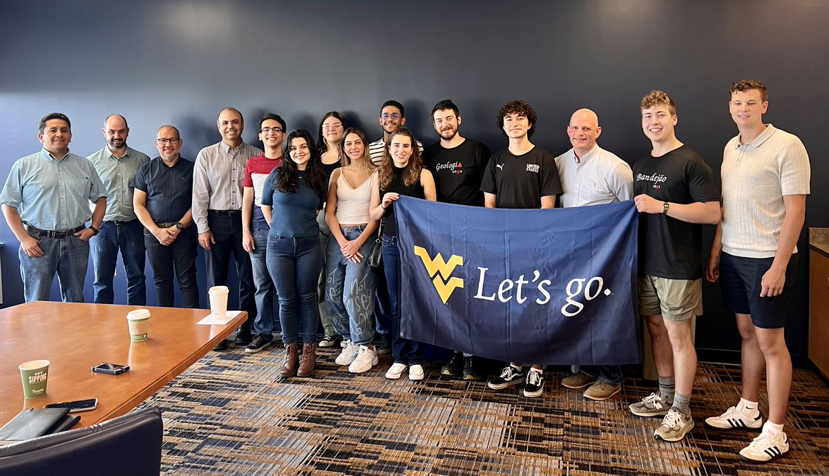 WVUDeanMago's tweet image. Great meeting with students and researchers from Brazil visiting @wvustatler as part of the international mobility program: The Future of Mining in West Virginia and Minas Gerais: New Opportunities in Technology, Safety, and Sustainability #LetaGo @WVU_MAEResearch