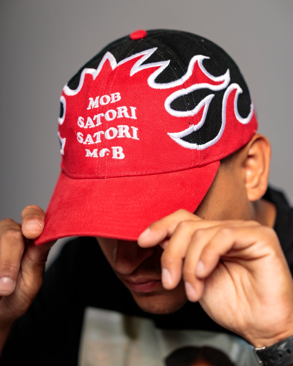 Unisex hats available! You’re going to want to take a break from this heat ☀️

‘Luchador’ Hat in Black and Red 🔥

Available at
SATORIMOB.COM #satorimob