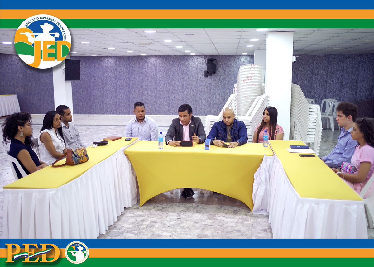 juventudpedRD's tweet photo. ¡Unidos y comprometidos con el futuro! 💪🌟 

Emocionados de llevar a cabo la reunión de la Juventud PED, estamos trabajando arduamente para construir un mejor futuro para todos. En los próximos días llevaremos nuestras energías y propuestas a diversas provincias del país. https://t.co/lBZpE7AWPh