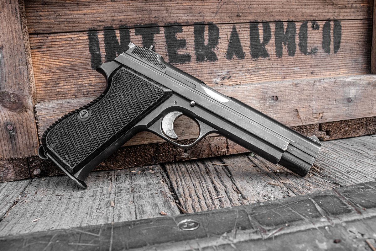 CenterfireSys's tweet image. hat do y&apos;all think about the SIG P210, aka the Swiss Army P49? 🇨🇭🪖 A meticulously crafted, beautiful C&amp;amp;R Eligible 9mm.

#p49 #sig #swiss #swissarmy #9mm #9mmpistol #curioandrelic #classic #army #centerfiresystems