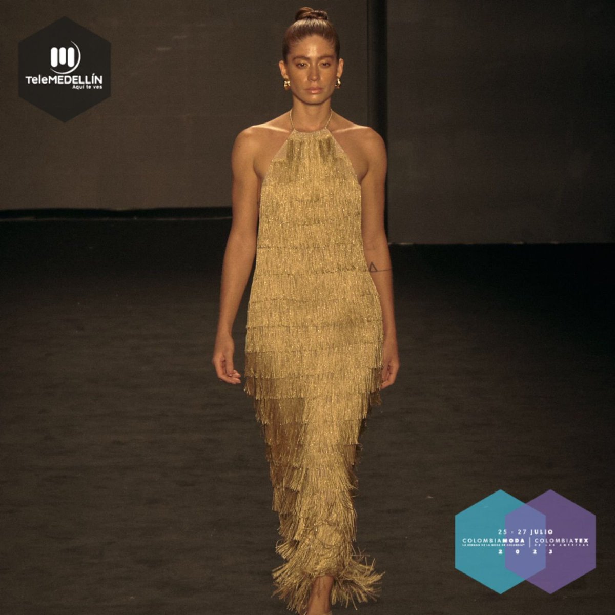 Telemedellin's tweet image. Elegancia + moda vanguardista = una pasarela inolvidable 😍. 

Así se vivió la pasarela Origen por Bless en #Colombiamoda2023 + #Colomibiatex2023 🧵.

Conoce cada detalle de la semana de la moda en telemedellin.tv/especiales/col…   

#TMEsModa