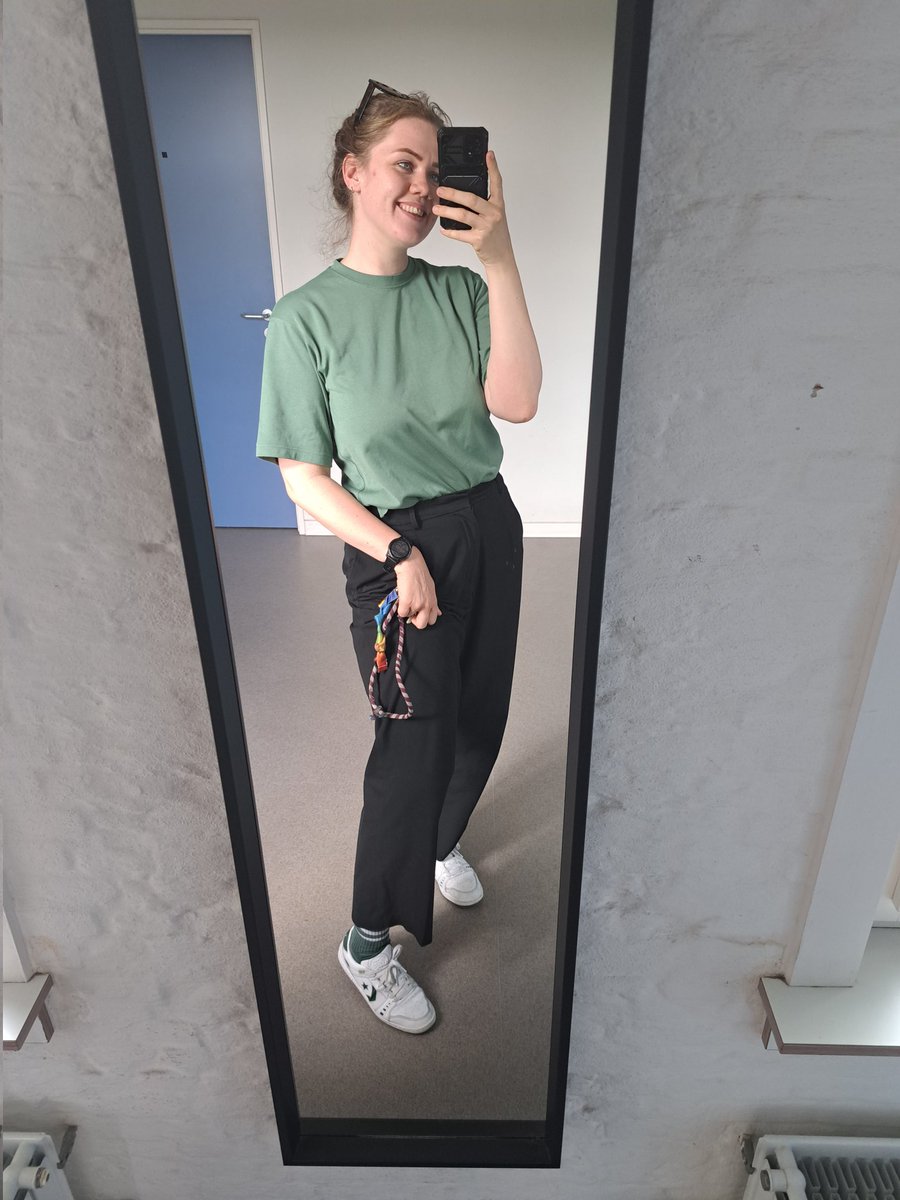 Exact 1 jaar verschil en 20kg lichter, ben toch wel een beetje trots op mezelf, maar voel me vooral zoveel beter