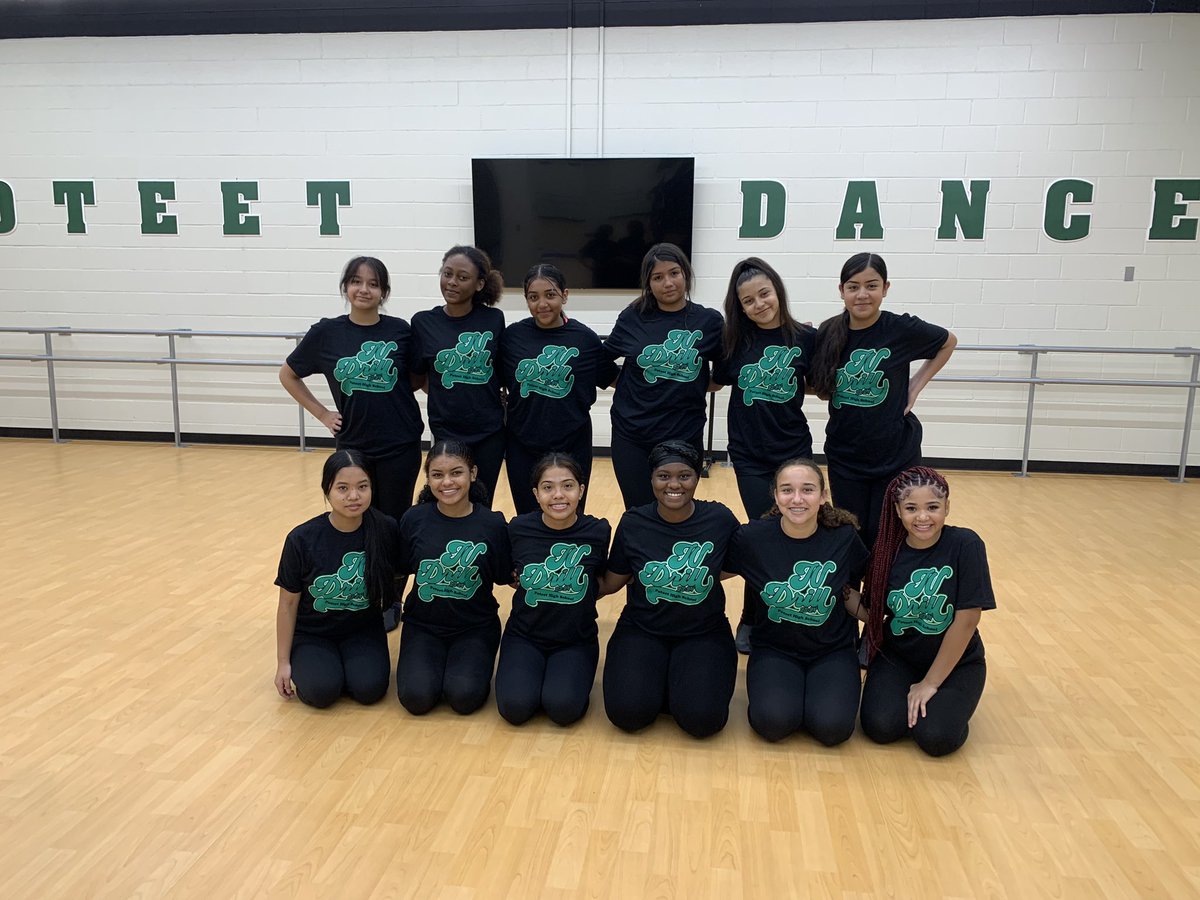 HELLO FOOTBALL SEASON!!!! Great first week back for Varsity Belles & JV Drill! Exactly 30 days until our first football game! 🖤💚🏴‍☠️🏈 #MISDExcellence