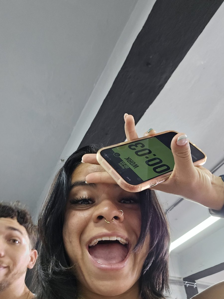 LabusadoraTCPR's tweet image. Estamoa dandole duro al upper body!!!.... #LaChikiiiTrainer #ElNiñoBoxing #ArleenLaRebulera #ElMachitoSassyYemi