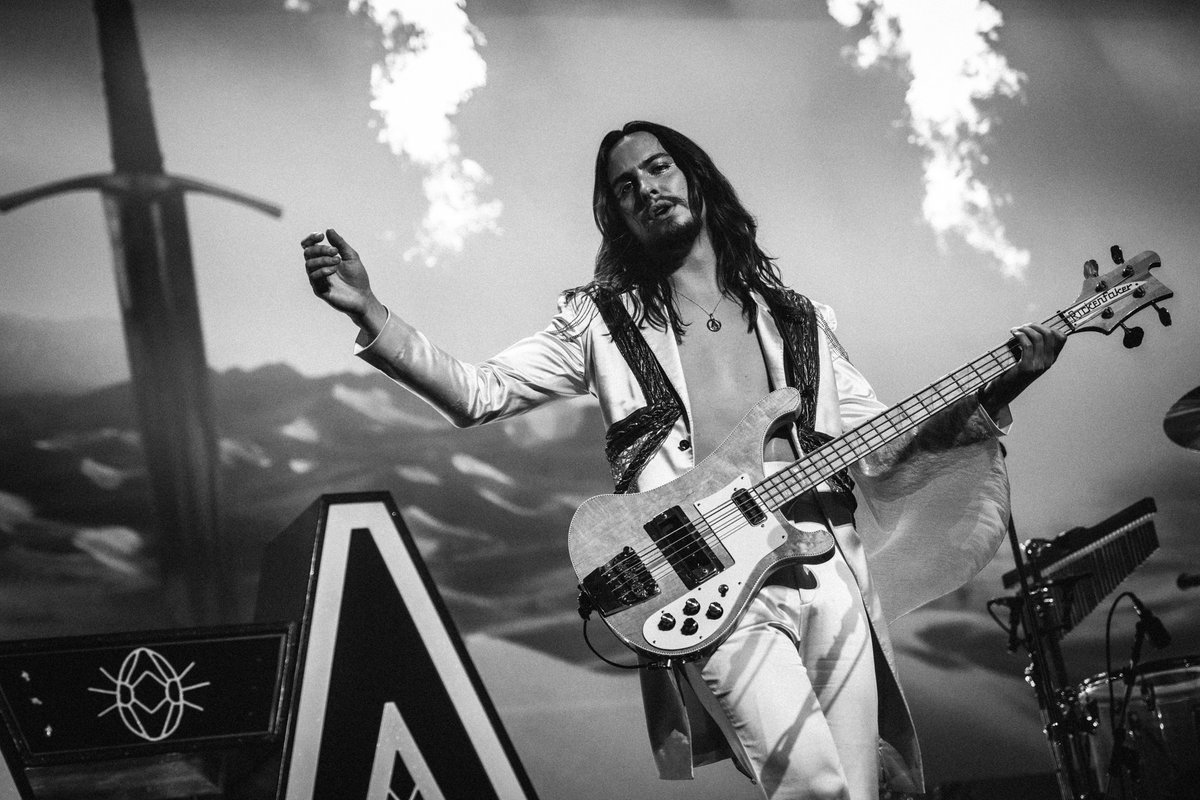 GretaVanFleet's tweet photo. Tomorrow, the Starcatcher World Tour resumes in Fort Worth, TX. 

Tickets: https://t.co/3O3U4d45iM https://t.co/ah9g2aDt7e