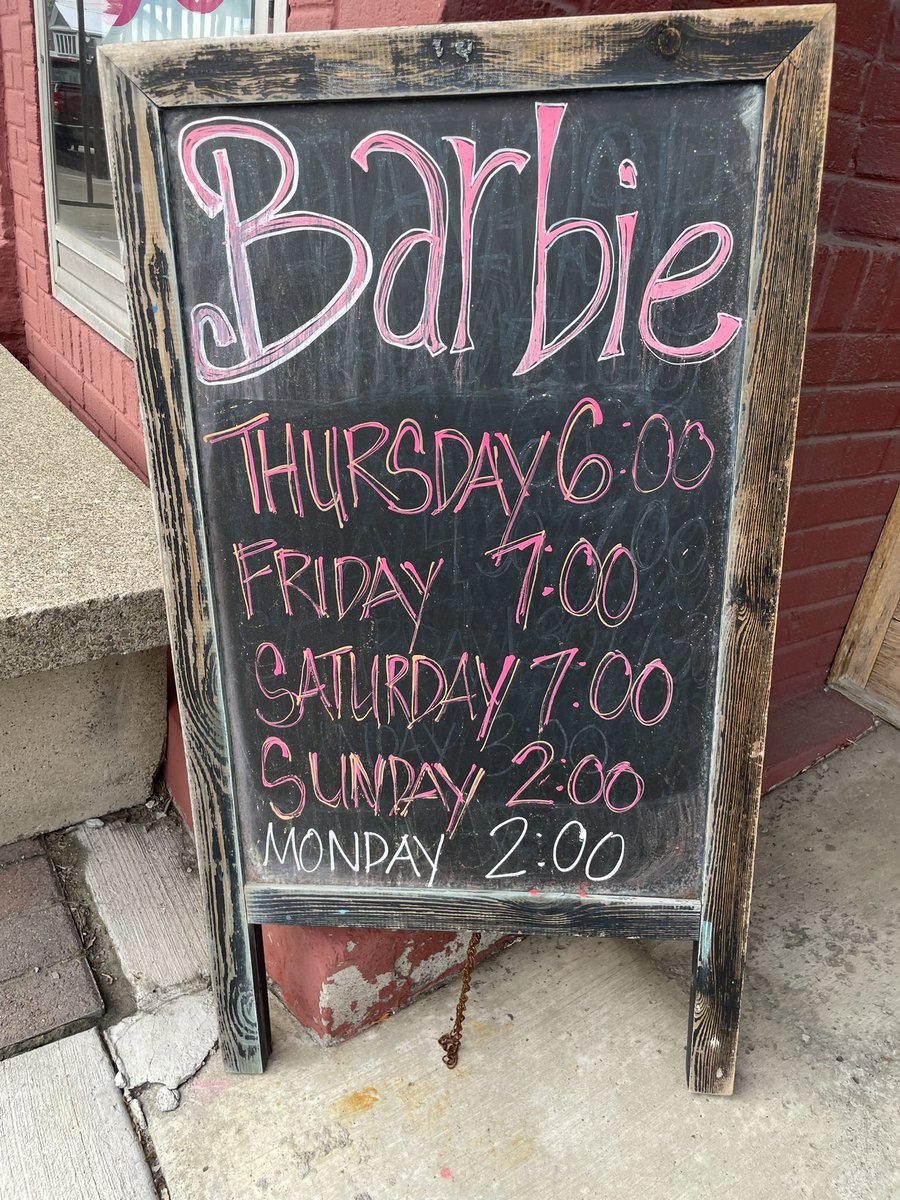 Our local mall theater is closed,
so ...
Off to the local Indy!