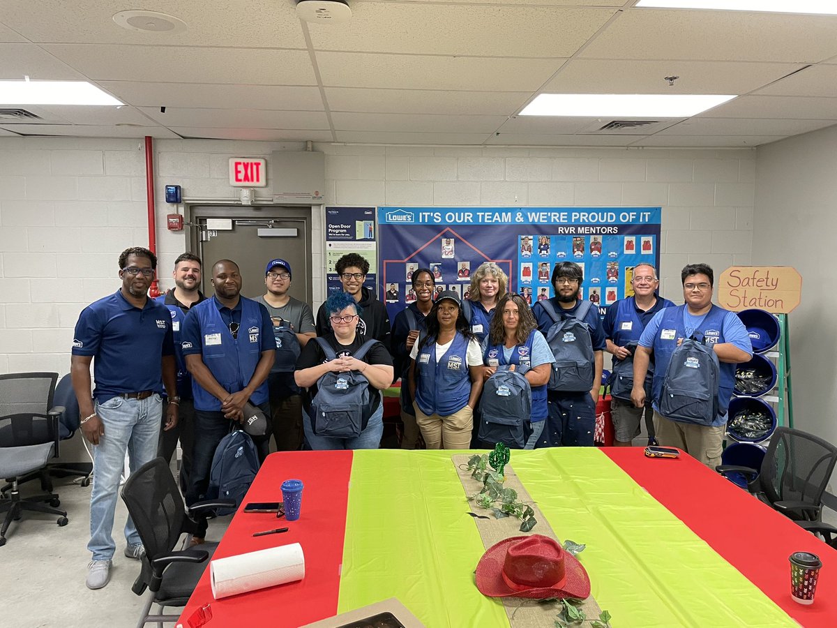 Lowes of Leesburg #3154 tweet media