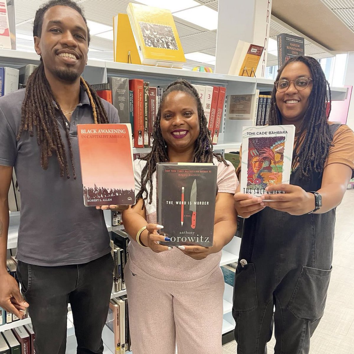NOLAPSchools's tweet photo. With just a few days left to finish your Summer Fun & Reading Challenge,the African American Resource Collection team @nolalibrary has some recommendations on what to read to cram in those last few minutes! Visit https://t.co/NnIxtdEVt8 for more information. #nolapscares #nolaps #excellence @NOLALibrary