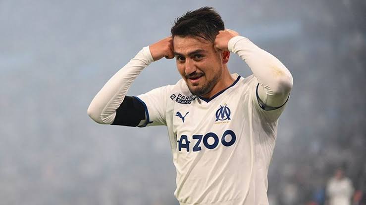 TransferOperat1's tweet photo. 🗞 Transfer News 🗞

Cengiz Ünder 》》Fenerbahçe SK ⌛️✍️

SOON... 🟡🔵
#Transfers #OM #OlympiquedeMarseille #FB #SuperLig #Cengiz #CengizÜnder https://t.co/FylwqqHK5A