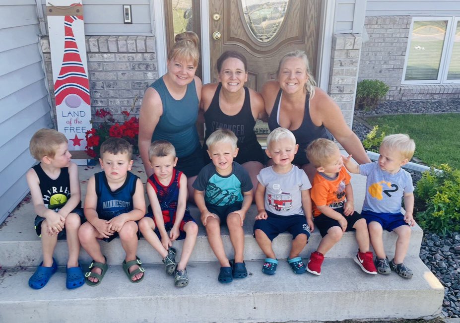7 boys ages 2-6 between the 3 of us! Love being a boy mom with these besties of mine and so thankful they came to visit us in Morris for a 2 night sleepover! It was one busy house 🤪