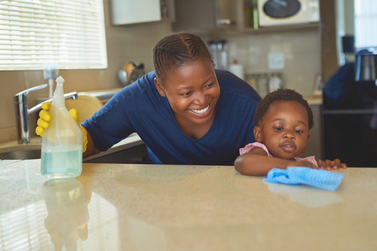 foodsafetygov's tweet photo. DYK Salmonella can live on surfaces for up to 32 hours? Be sure to clean kitchen surfaces and utensils before and after preparing meals, especially for your children! Younger children are at greater risk for foodborne illness. #BackToSchoolFoodSafety https://t.co/qOwcX1pFQs