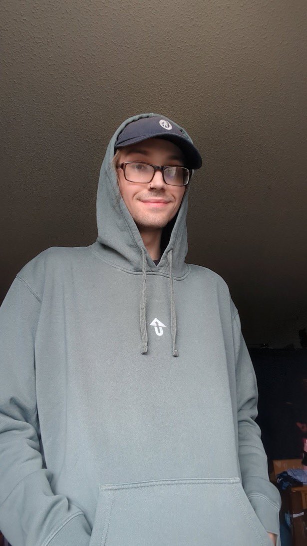 OnlyUp Clothing tweet media