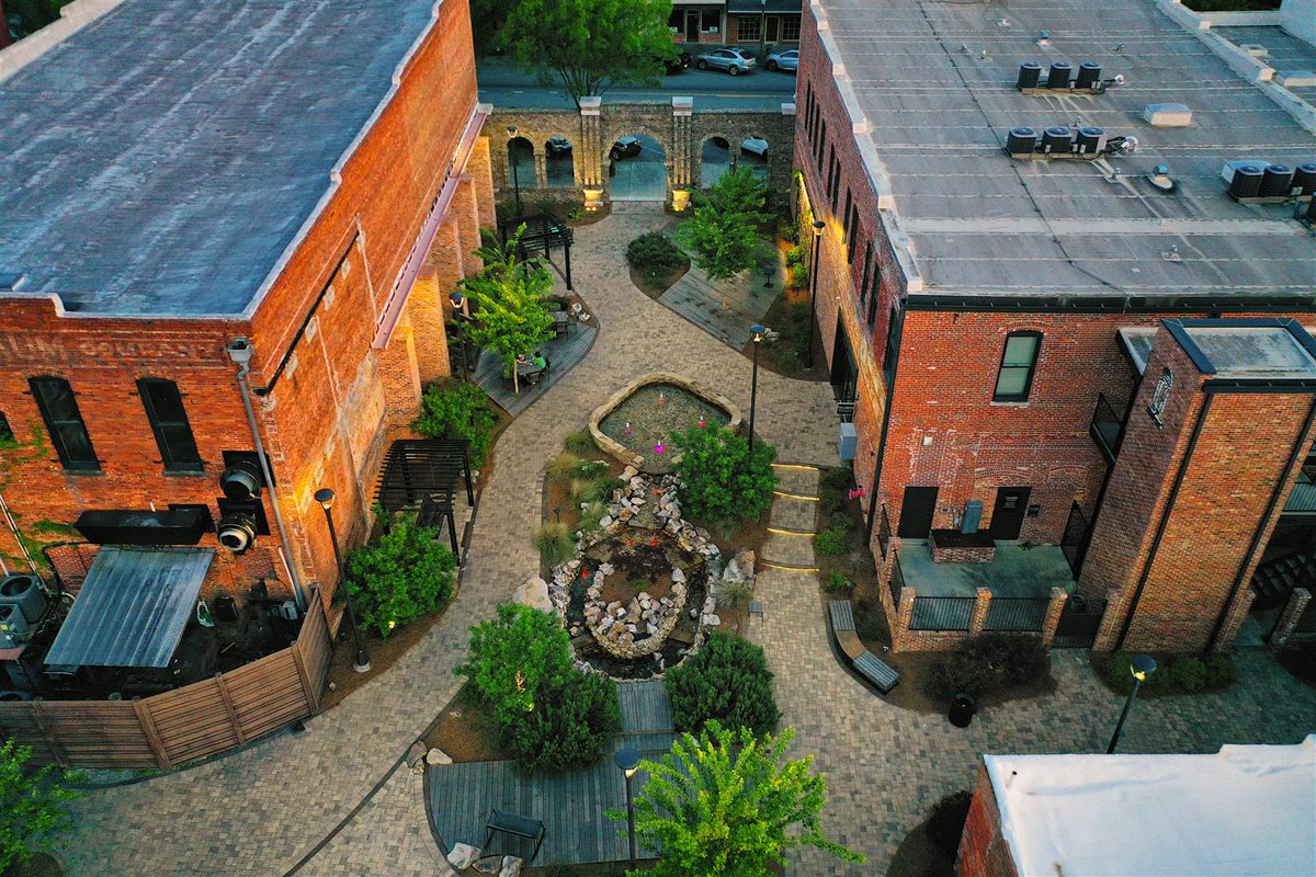 Summer nights at Jackson Street Plaza 📍 located in beautiful downtown Dublin, GA 🌇 Are you taking advantage of the (slightly) cooler evening temps to get outside? 

#THProjects #VisitDublin #DowntownDublin #DublinGA #DublinGeorgia <a href="/cityofdublinga/">The City of Dublin</a> <a href="/VisitDublinGA/">Visit Dublin GA</a>