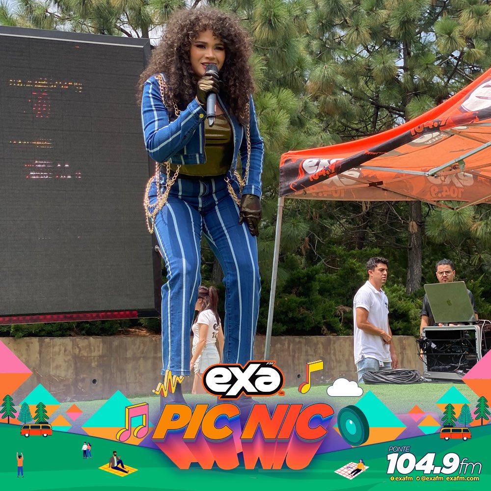 ExaFM's tweet photo. Me rehúso a dejar de pensar en @CesiaSaenzOfic 🥰🎶 ¡Nos acompañó en el #ExaPicNic 🧡🧺🧺! https://t.co/SeKfKQnwqz